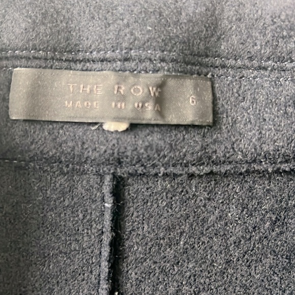 The Row Navy Blue Virgin Wool Blend Blazer w/ 3/4 Sleeves, Size 6 - Picture 7 of 8